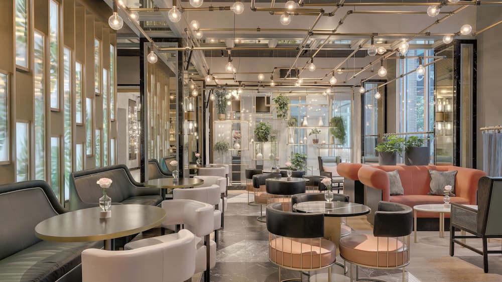 Hilton Munich City — Restaurant & bars in Munich, Bavaria
