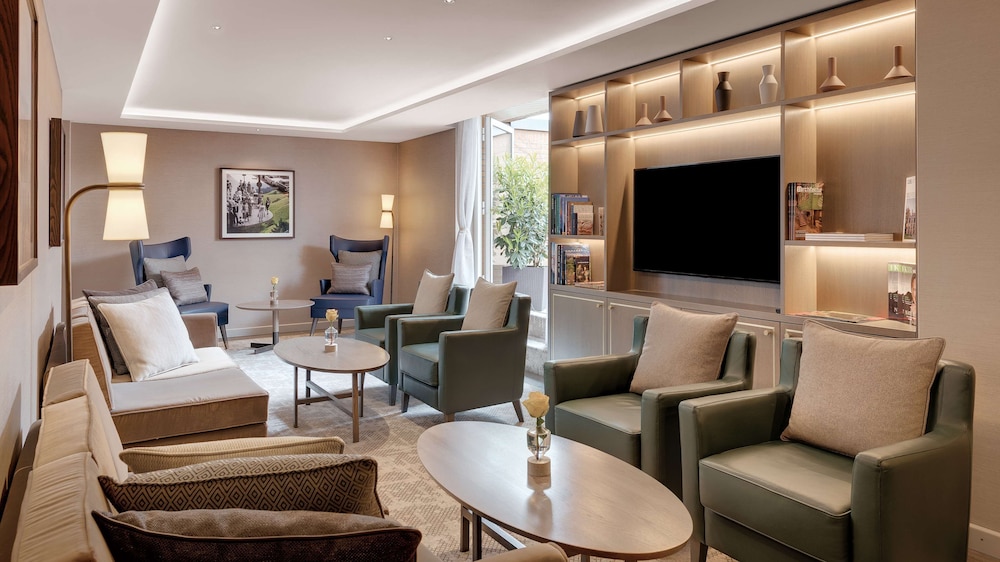 Hilton Munich City — Restaurant & bars in Munich, Bavaria