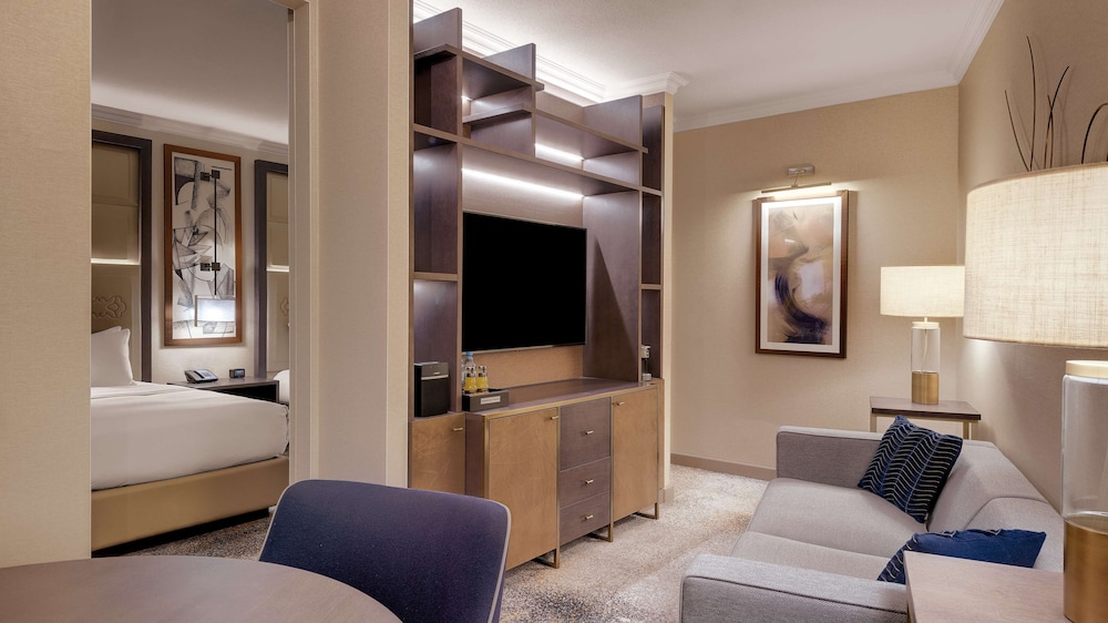 Hilton Munich City — Hotel rooms in Munich, Bavaria