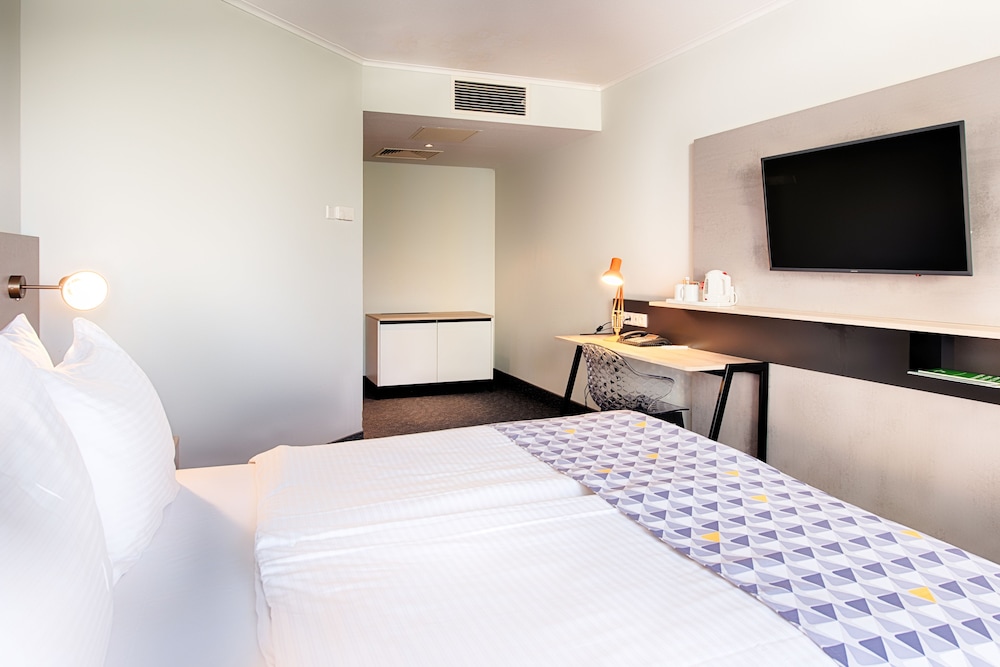 Holiday Inn Munich - South by IHG — Hotel rooms in Munich, Bavaria
