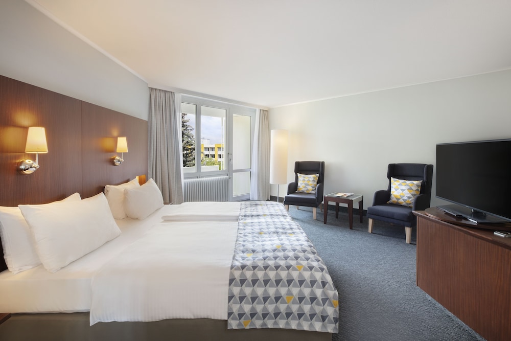 Holiday Inn Munich - South by IHG — Hotel rooms in Munich, Bavaria