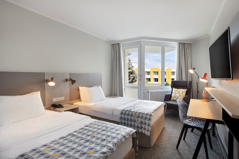 Holiday Inn Munich - South by IHG — Hotel rooms in Munich, Bavaria