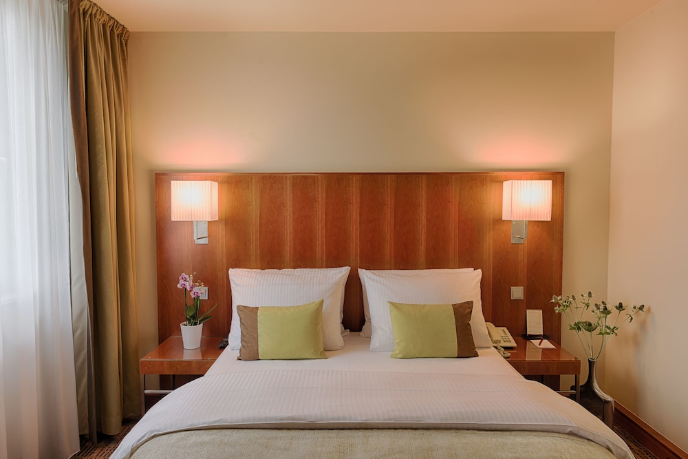 K+K Hotel am Harras — Hotel rooms in Munich, Bavaria
