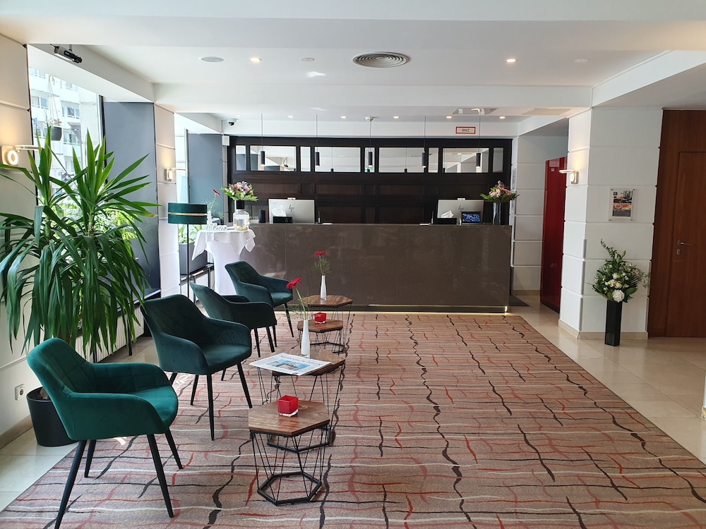 K+K Hotel am Harras — Hotel building in Munich, Bavaria