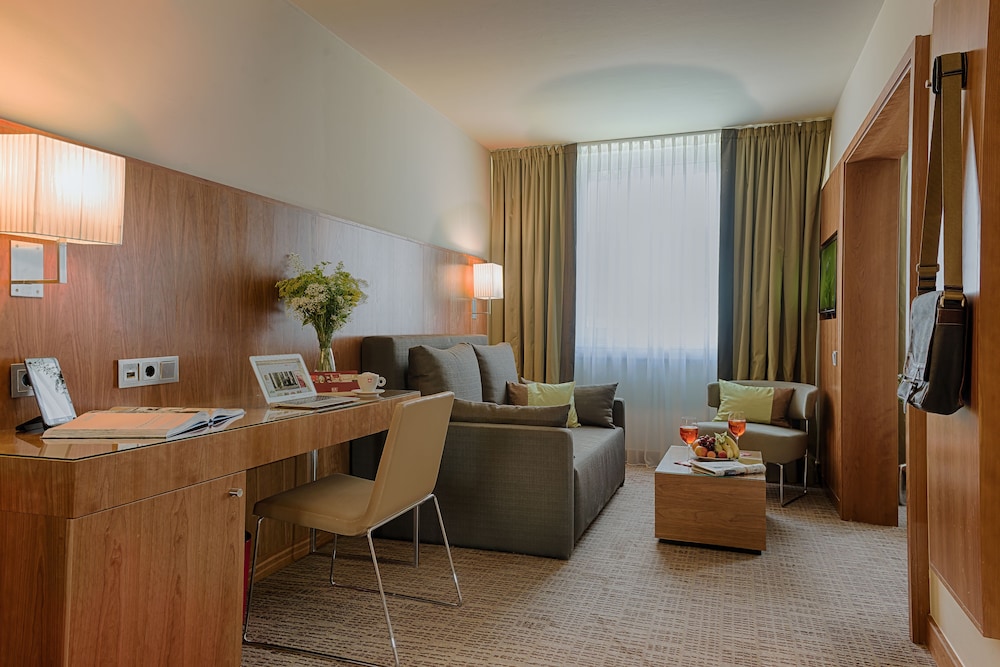 K+K Hotel am Harras — Hotel rooms in Munich, Bavaria