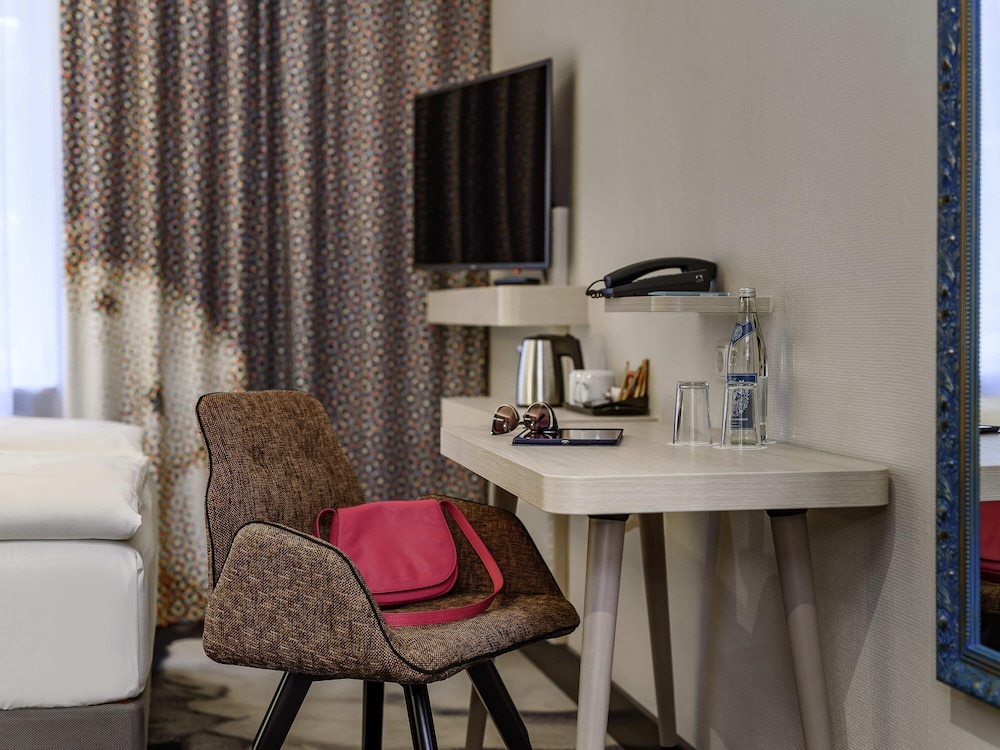 Mercure Hotel Muenchen am Olympiapark — Hotel rooms in Munich, Bavaria
