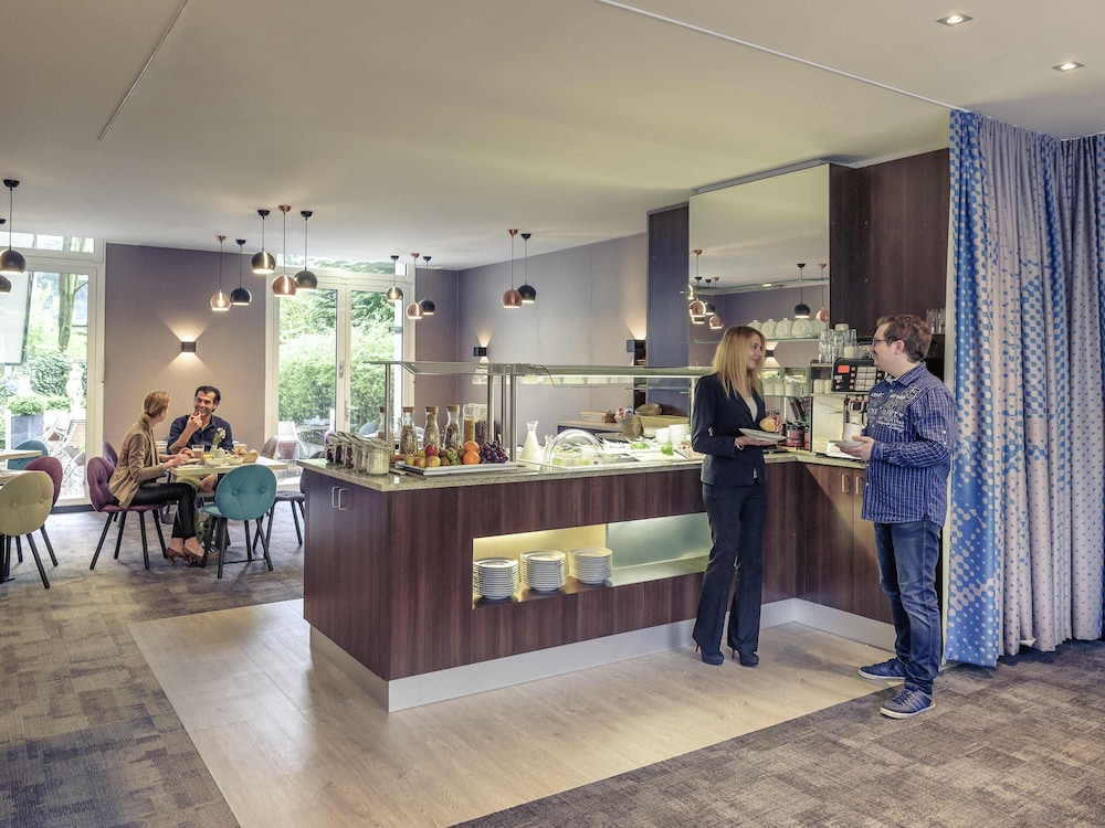 Mercure Hotel Muenchen am Olympiapark — Restaurant & bars in Munich, Bavaria