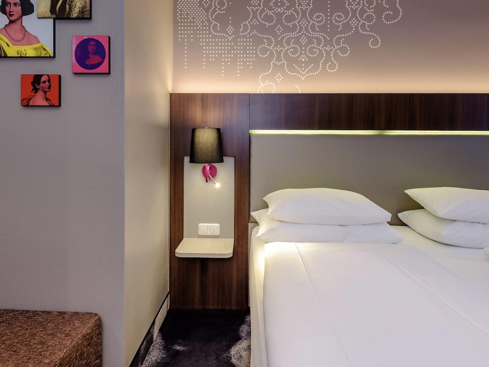 Mercure Hotel Muenchen am Olympiapark — Hotel rooms in Munich, Bavaria