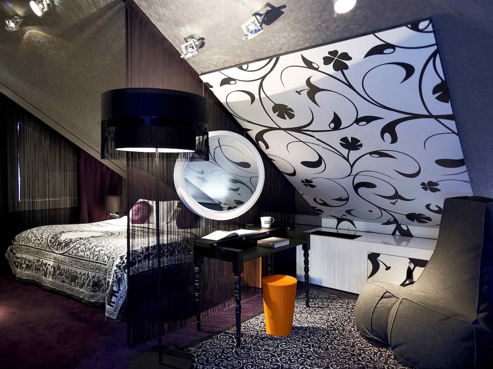 Sofitel Munich Bayerpost — Hotel rooms in Munich, Bavaria