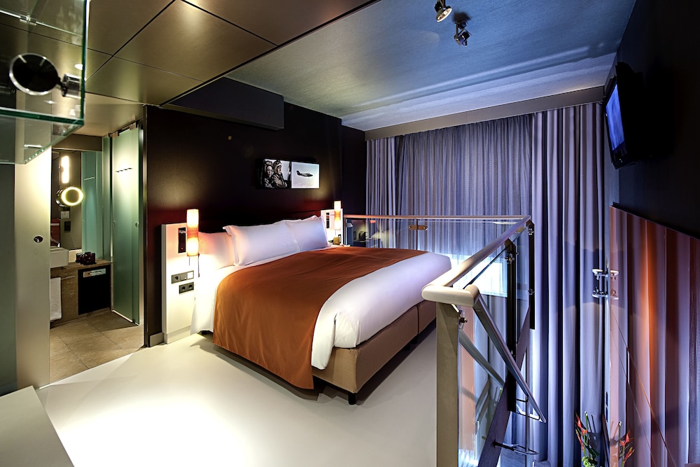 Sofitel Munich Bayerpost — Hotel rooms in Munich, Bavaria