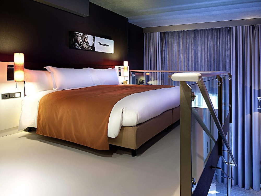 Sofitel Munich Bayerpost — Hotel rooms in Munich, Bavaria