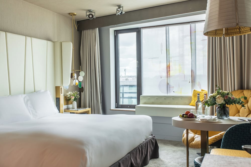 Sofitel Munich Bayerpost — Hotel rooms in Munich, Bavaria