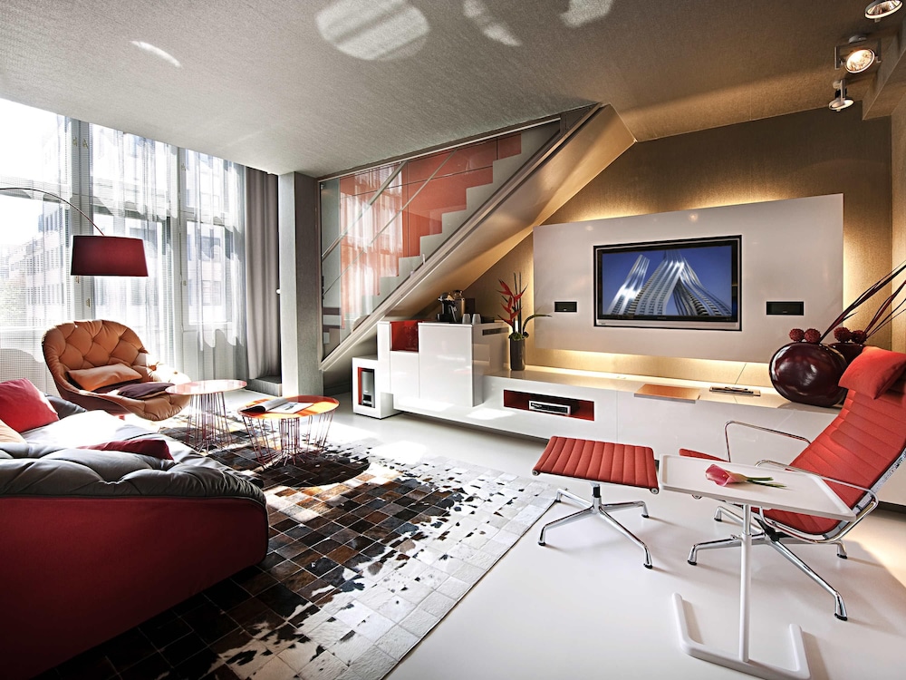 Sofitel Munich Bayerpost — Hotel rooms in Munich, Bavaria