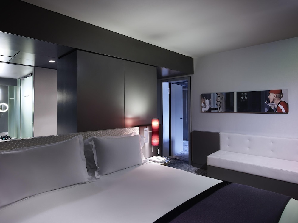 Sofitel Munich Bayerpost — Hotel rooms in Munich, Bavaria