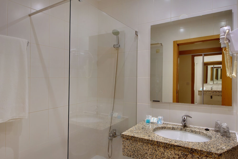 Hotel Alba — Hotel rooms in Monte Gordo, Faro