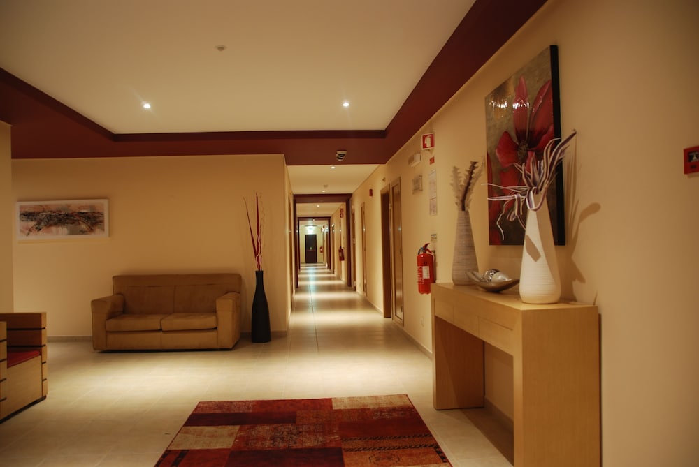 Hotel Alba — Hotel building in Monte Gordo, Faro