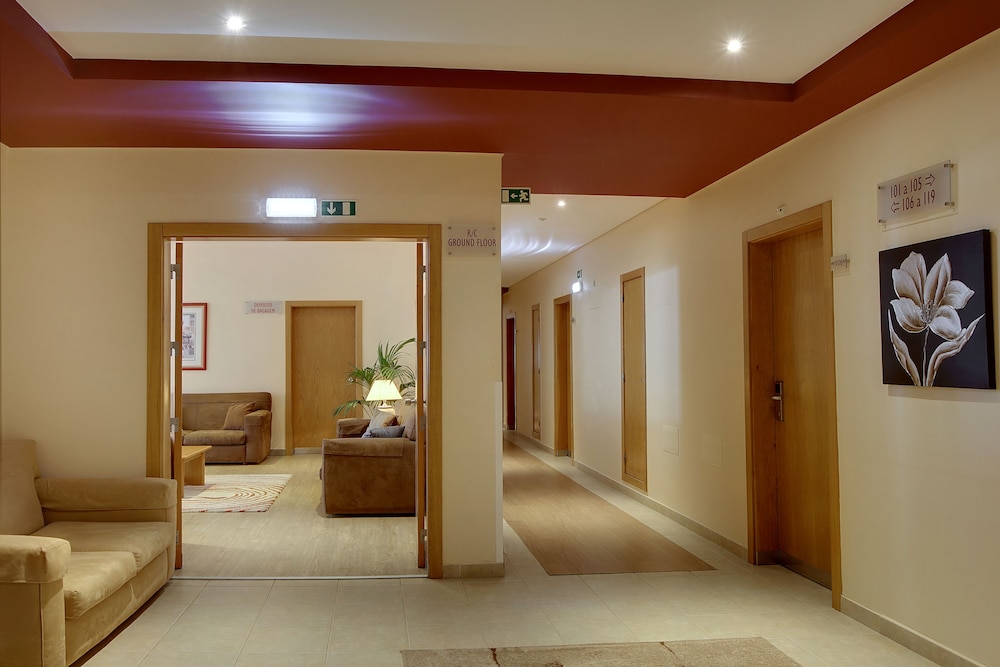 Hotel Alba — Hotel building in Monte Gordo, Faro