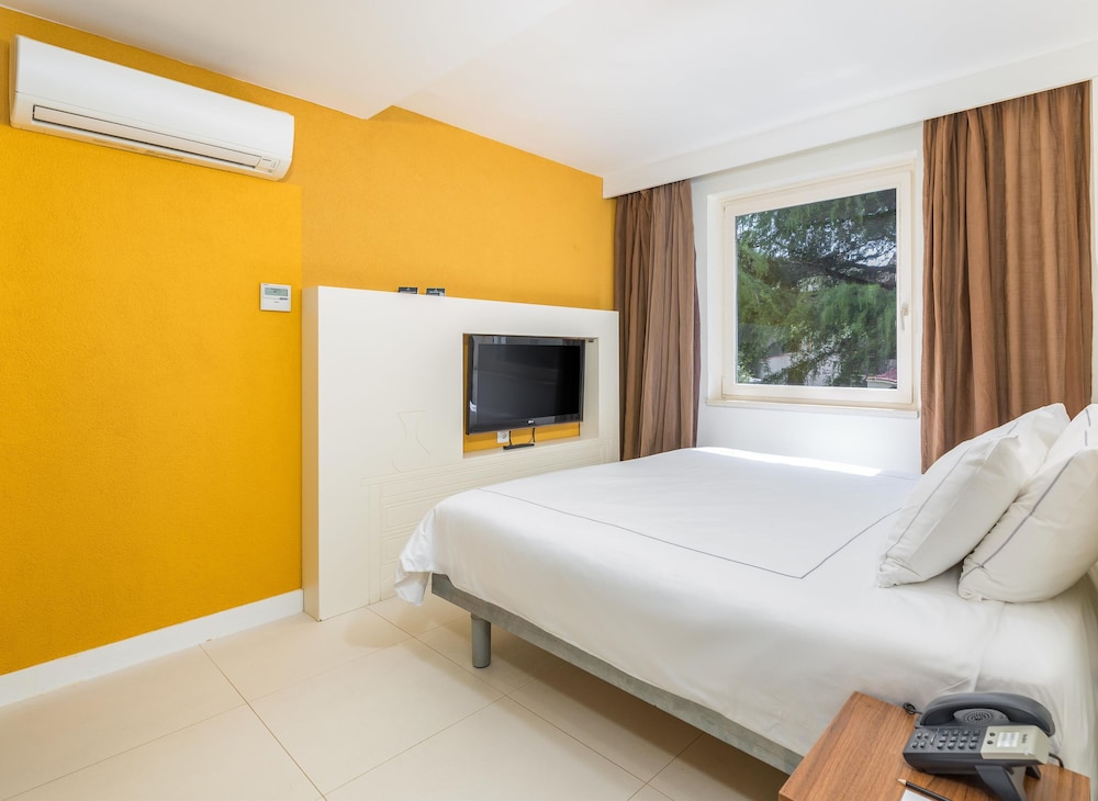 Park Plaza Verudela Pula — Hotel rooms in Pula, Istria