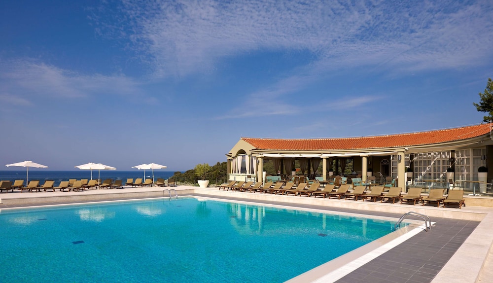 Park Plaza Verudela Pula — Swimming pool in Pula, Istria