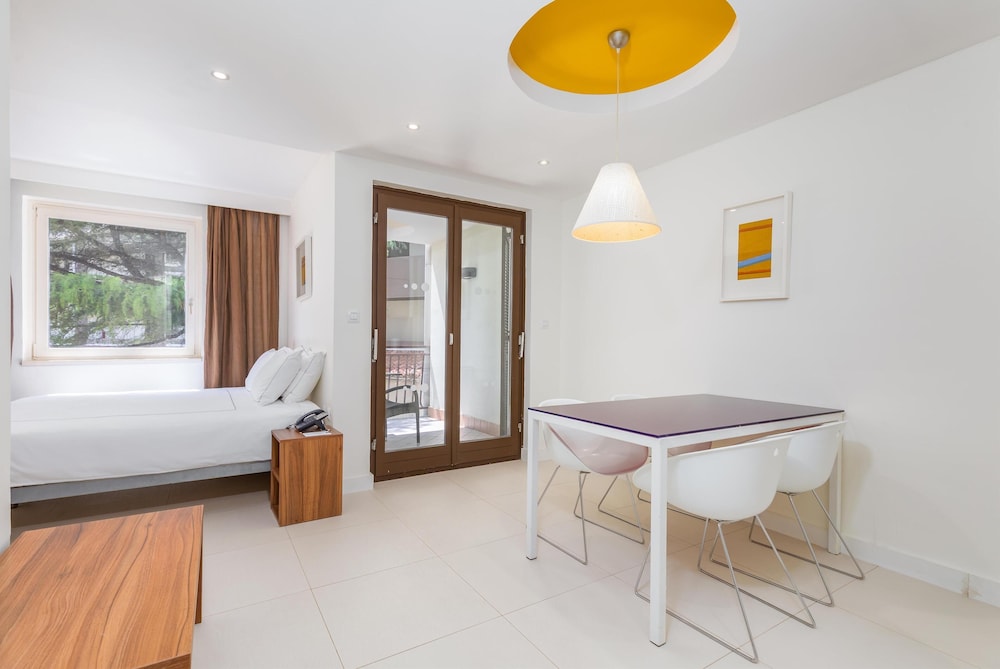 Park Plaza Verudela Pula — Hotel rooms in Pula, Istria