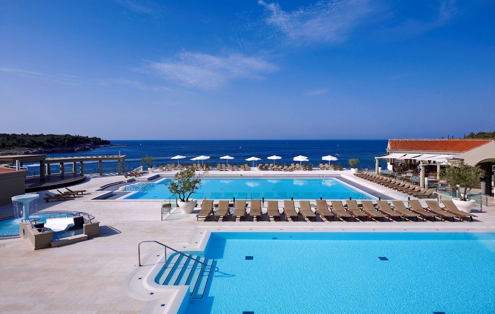 Park Plaza Verudela Pula — Swimming pool in Pula, Istria