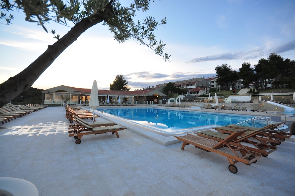 Park Plaza Verudela Pula — Swimming pool in Pula, Istria