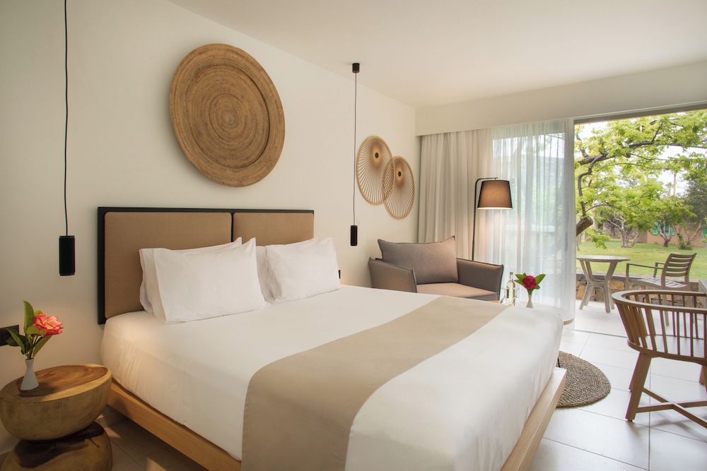Blue Sea Beach Affiliated by Melia — Hotel rooms in Stalida