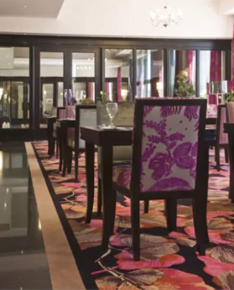 Ashling Hotel Dublin — Restaurant & bars in Dublin, Dublin City