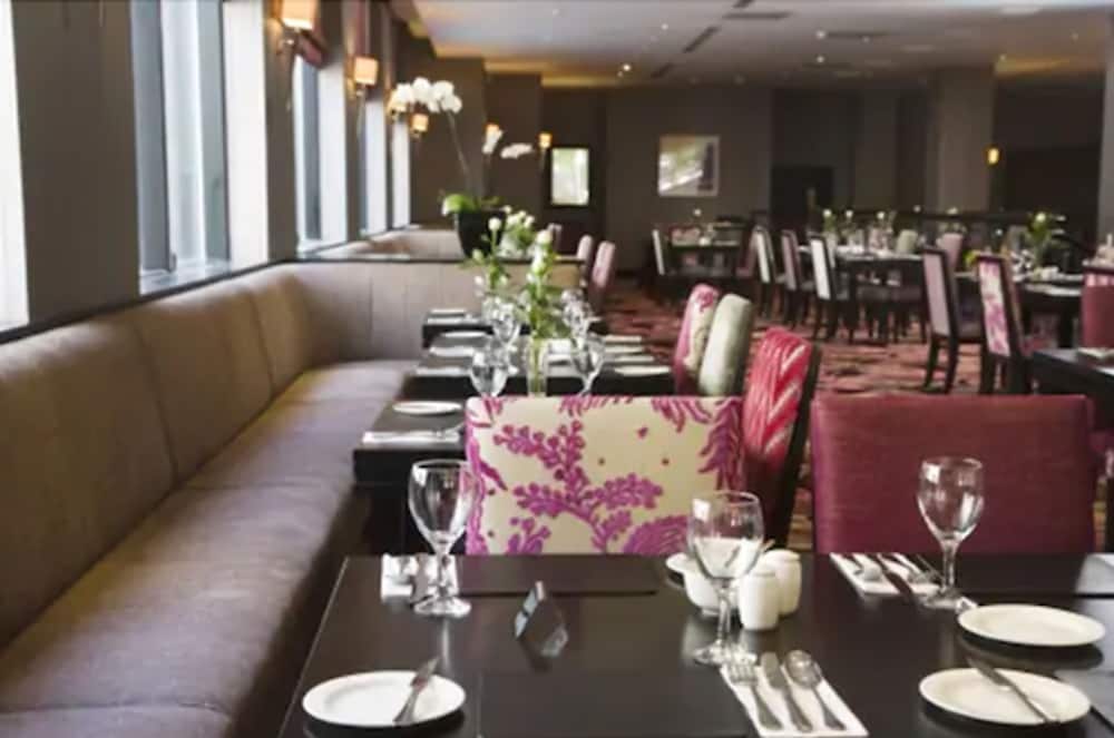 Ashling Hotel Dublin — Restaurant & bars in Dublin, Dublin City