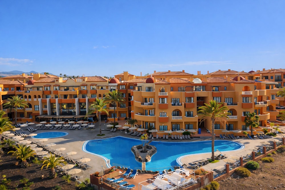Grand Muthu Golf Plaza Hotel — Main photo in Golf Del Sur, Canary Islands