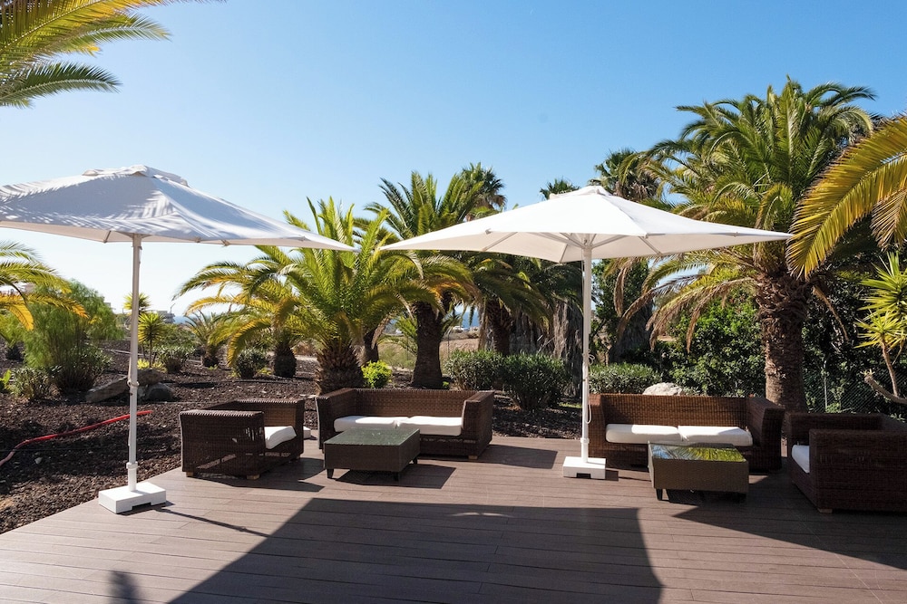 Grand Muthu Golf Plaza Hotel — Restaurant & bars in Golf Del Sur, Canary Islands