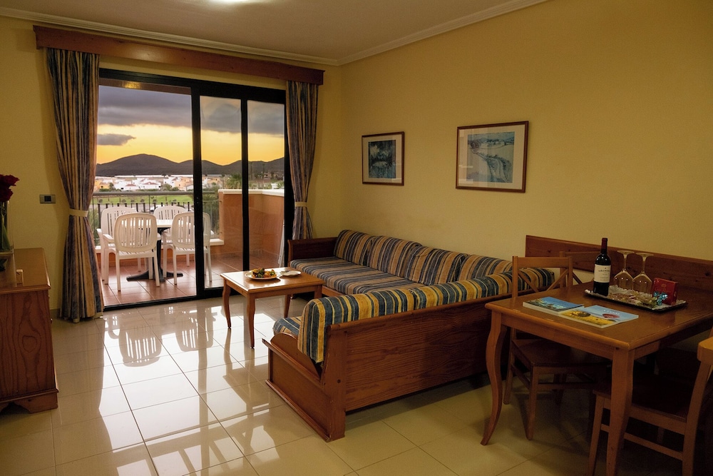 Grand Muthu Golf Plaza Hotel — Hotel rooms in Golf Del Sur, Canary Islands