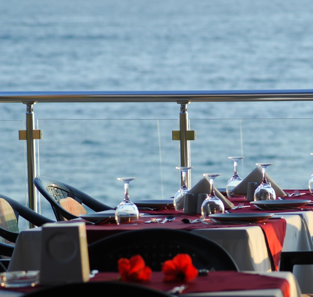 Aska Just In Beach – All Inclusive — Restaurant & bars in Alanya