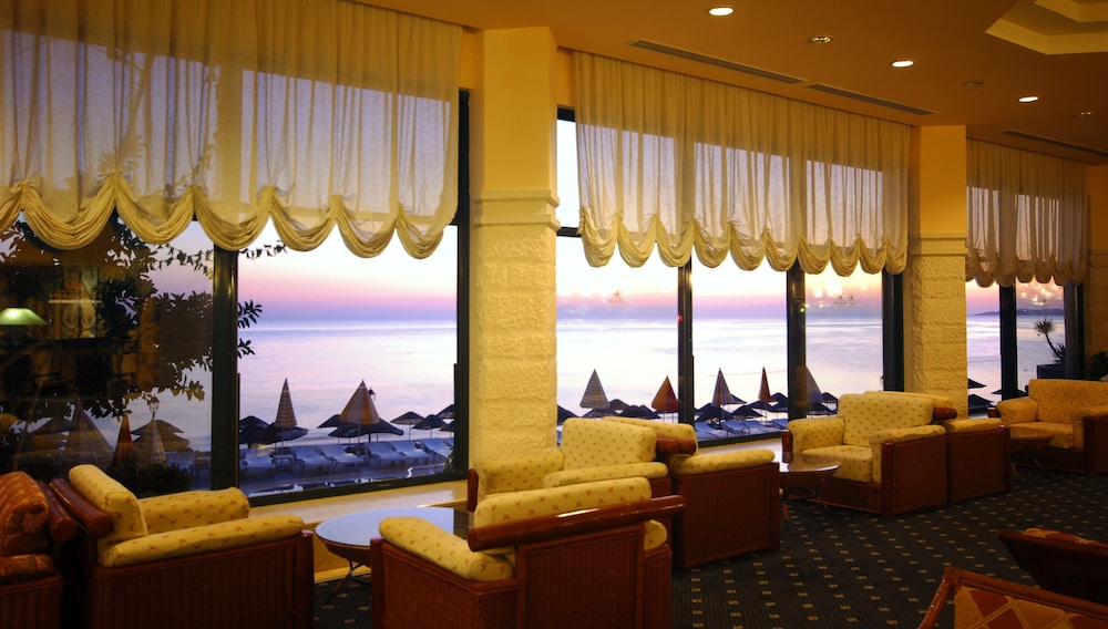 Aska Just In Beach – All Inclusive — Beach in Alanya