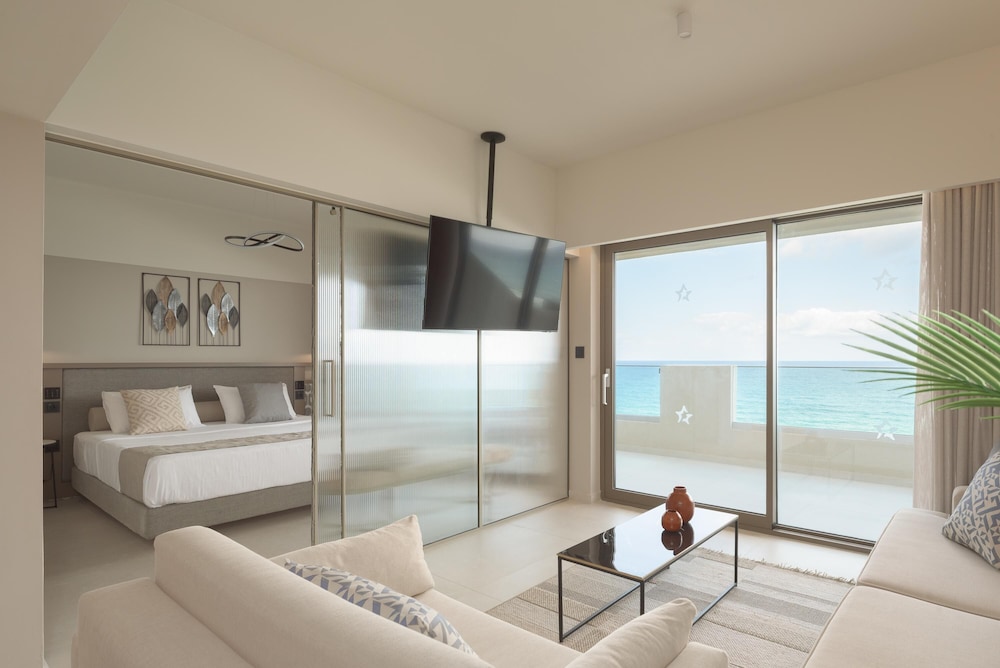Creta Star Hotel — Hotel rooms in Rethymnon