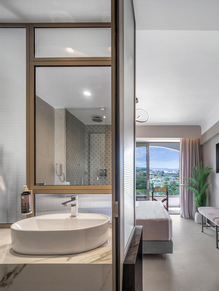 Creta Star Hotel — Hotel rooms in Rethymnon
