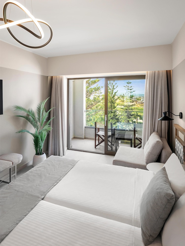 Creta Star Hotel — Hotel rooms in Rethymnon