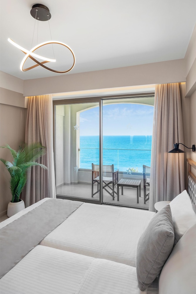 Creta Star Hotel — Hotel rooms in Rethymnon
