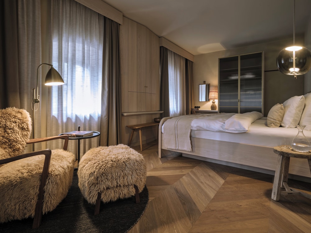 Platzl Hotel — Hotel rooms in Munich, Bavaria