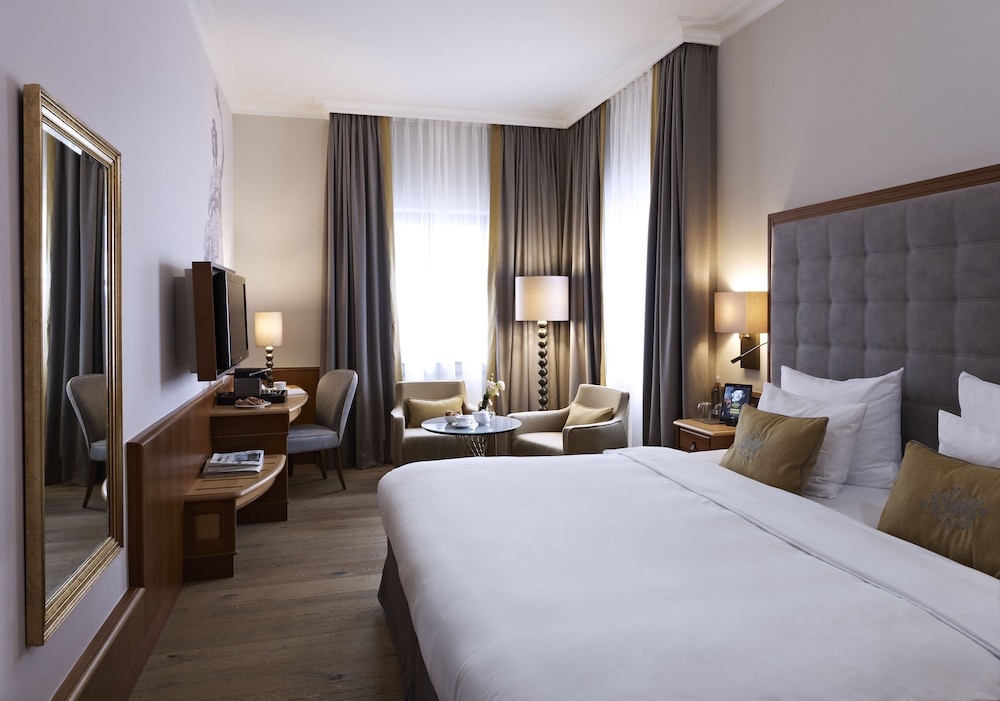 Platzl Hotel — Hotel rooms in Munich, Bavaria