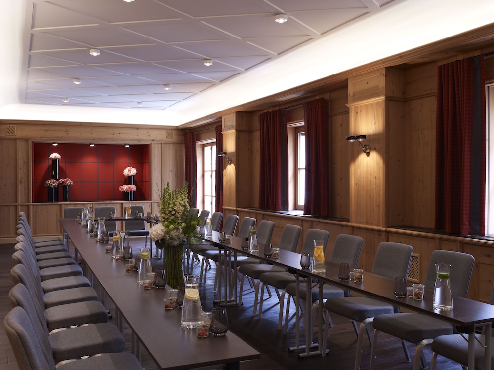 Platzl Hotel — Hotel building in Munich, Bavaria