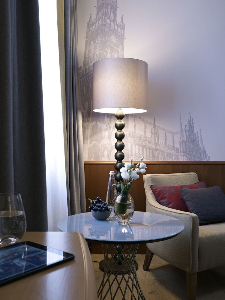 Platzl Hotel — Hotel rooms in Munich, Bavaria