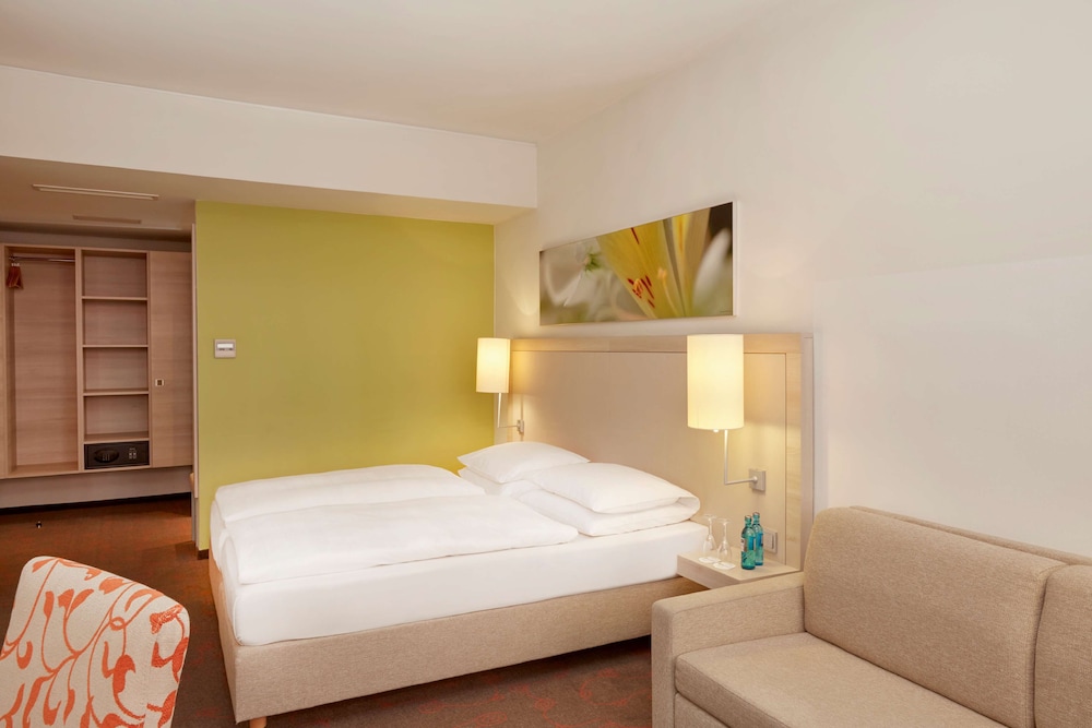H+ Hotel München — Hotel rooms in Munich, Bavaria