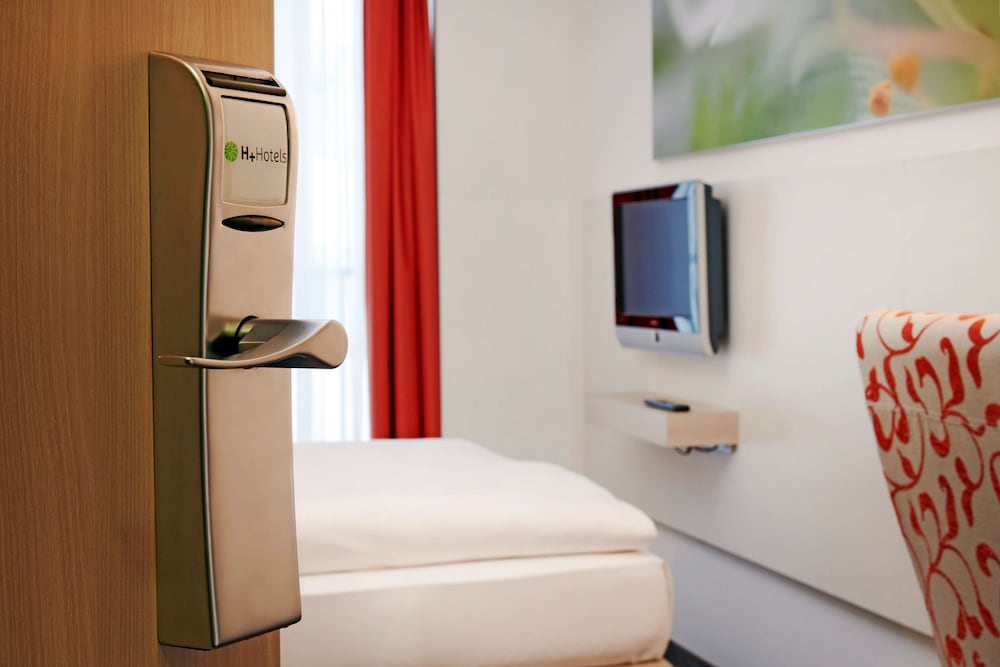 H+ Hotel München — Hotel rooms in Munich, Bavaria