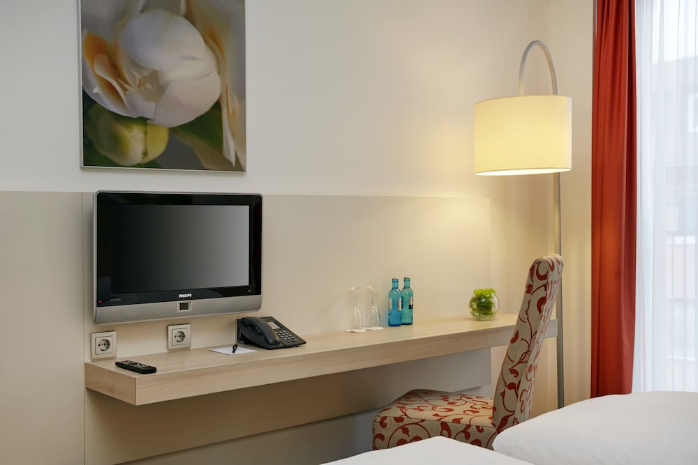 H+ Hotel München — Hotel rooms in Munich, Bavaria