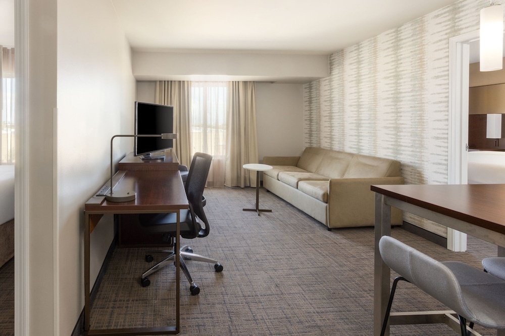 Residence Inn Las Vegas Airport — Hotel rooms in Las Vegas, Nevada