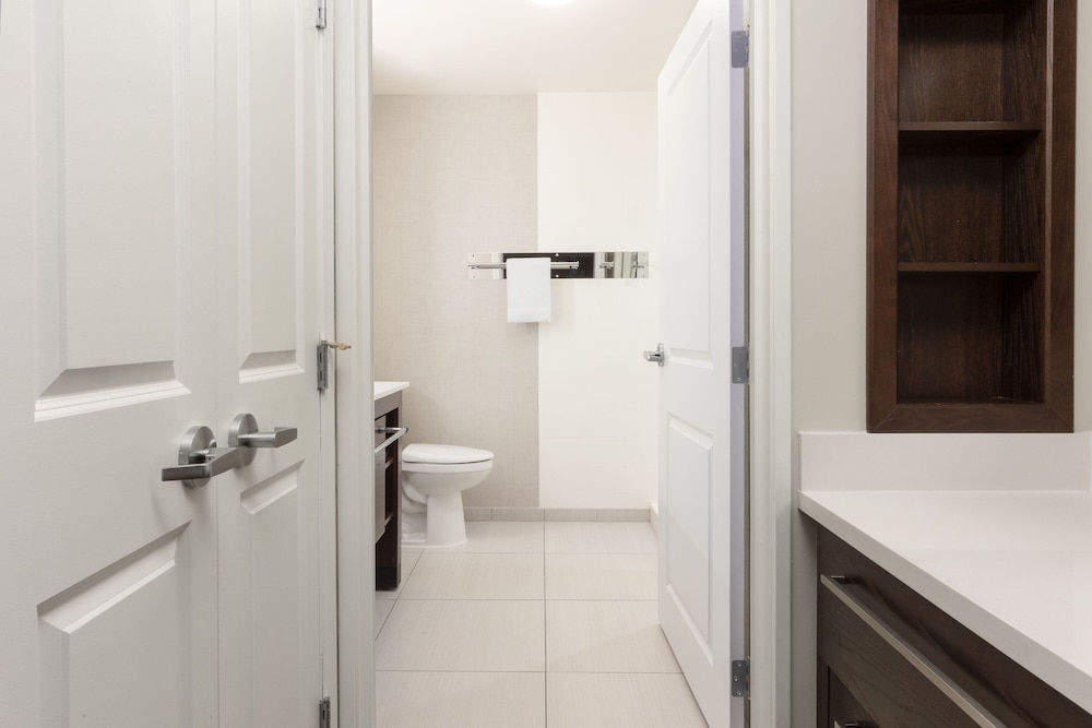 Residence Inn Las Vegas Airport — Hotel rooms in Las Vegas, Nevada