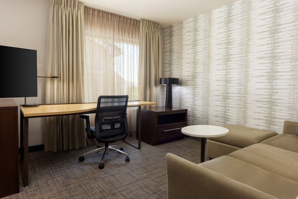 Residence Inn Las Vegas Airport — Hotel rooms in Las Vegas, Nevada