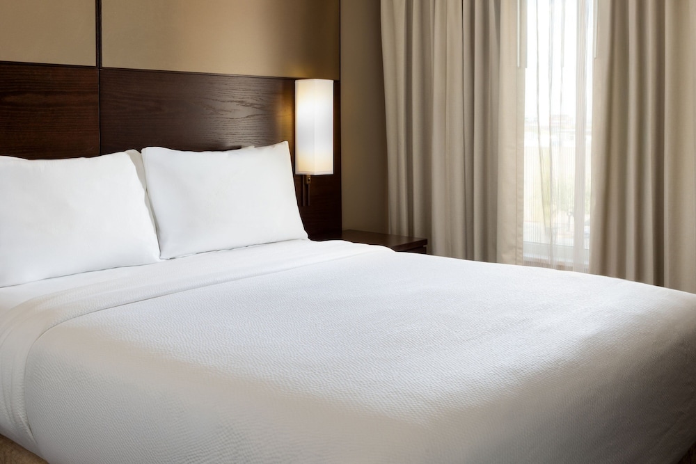 Residence Inn Las Vegas Airport — Hotel rooms in Las Vegas, Nevada