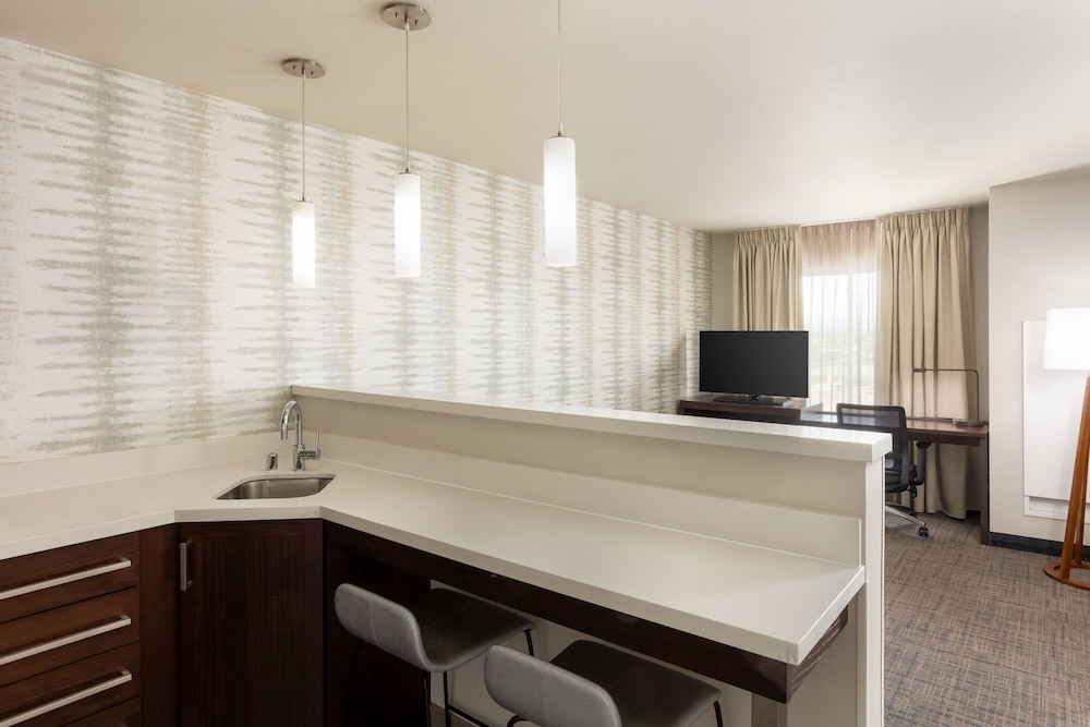 Residence Inn Las Vegas Airport — Hotel rooms in Las Vegas, Nevada
